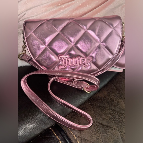 Juicy Couture Pretty Game Strong Crossbody Pink Blush Metallic - Picture 2 of 6